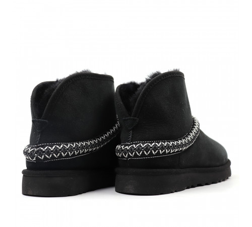 Купить UGG Classic Mini Cresent Black