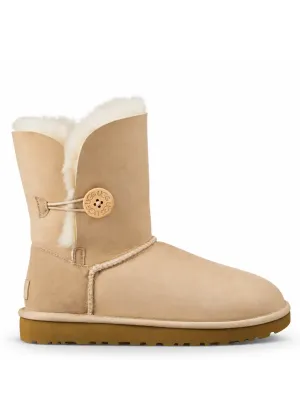UGG Bailey Button II Sand