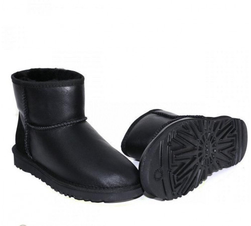 Купить UGG Mens Classic Mini Metallic Black