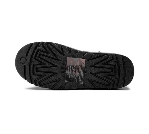 Купить UGG Classic Short Luxury Black Купить UGG Classic Short Luxury Black