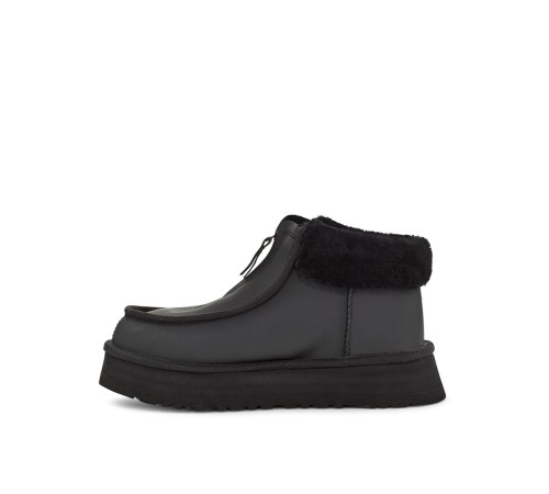Купить UGG Funkette Platform Leather Black