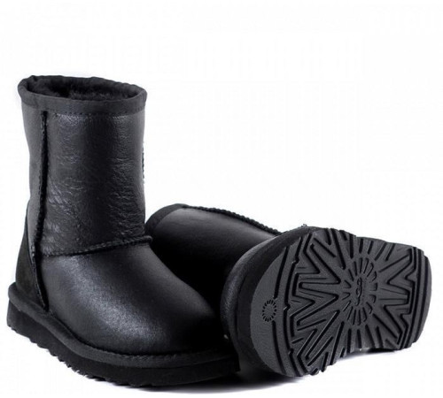 Купить UGG Kids Classic Short Metallic Black Купить UGG Kids Classic Short Metallic Black