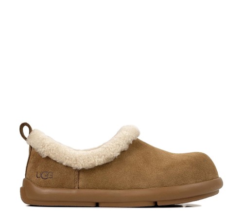 Купить UGG Finish Slipper Chestnut