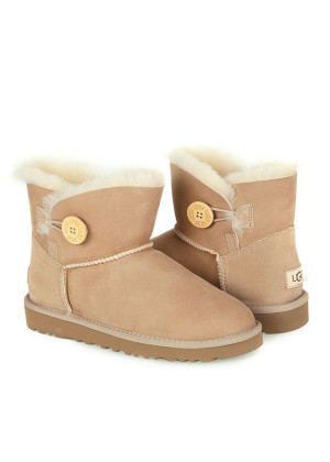 UGG Mini Bailey Button II Sand