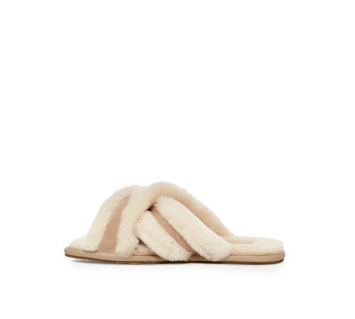 Купить UGG Scuffita Slipper Sand