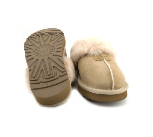 Купить UGG Slippers Scufette Sand