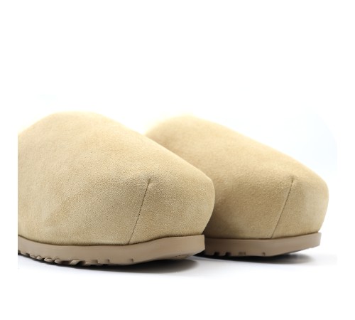 Купить UGG Pumped Slide Mustard Seed