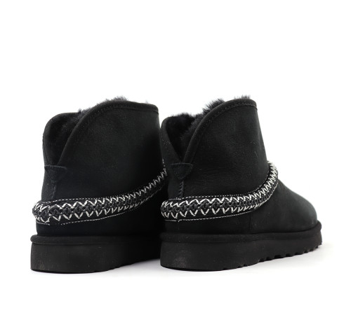 Купить UGG Classic Mini Cresent Black Купить UGG Classic Mini Cresent Black