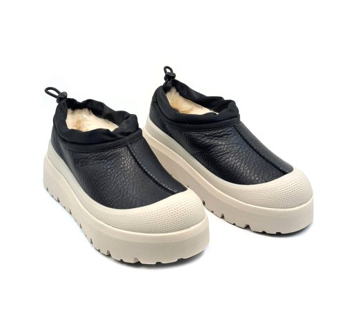 Купить UGG Tasman Hybrid Leather Black