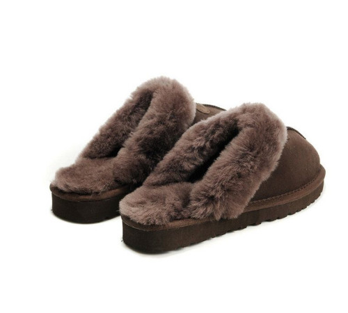 Купить UGG Slippers Scufette Chocolate