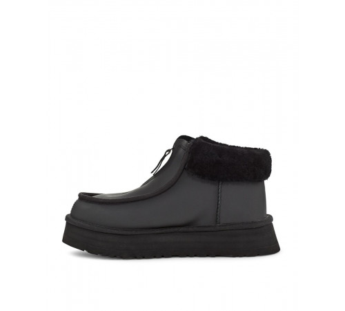 Купить UGG Funkette Platform Leather Black Купить UGG Funkette Platform Leather Black
