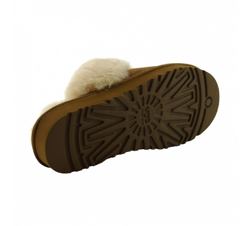 Купить UGG Slippers Scufette Chestnut