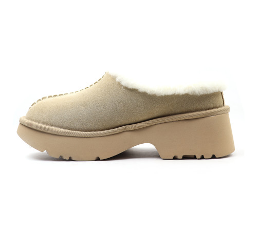 Купить UGG New Heights Cozy Clog Sand