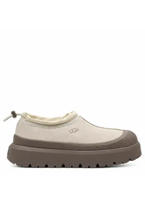 UGG Tasman Hybrid Jasmine / Molasses